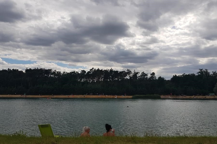 Jezero Konětopy – zatopená pískovna s průzračnou vodou