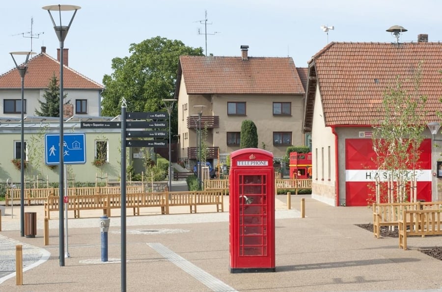 Bedřichovice nad Temží - small London near Šlapanice
