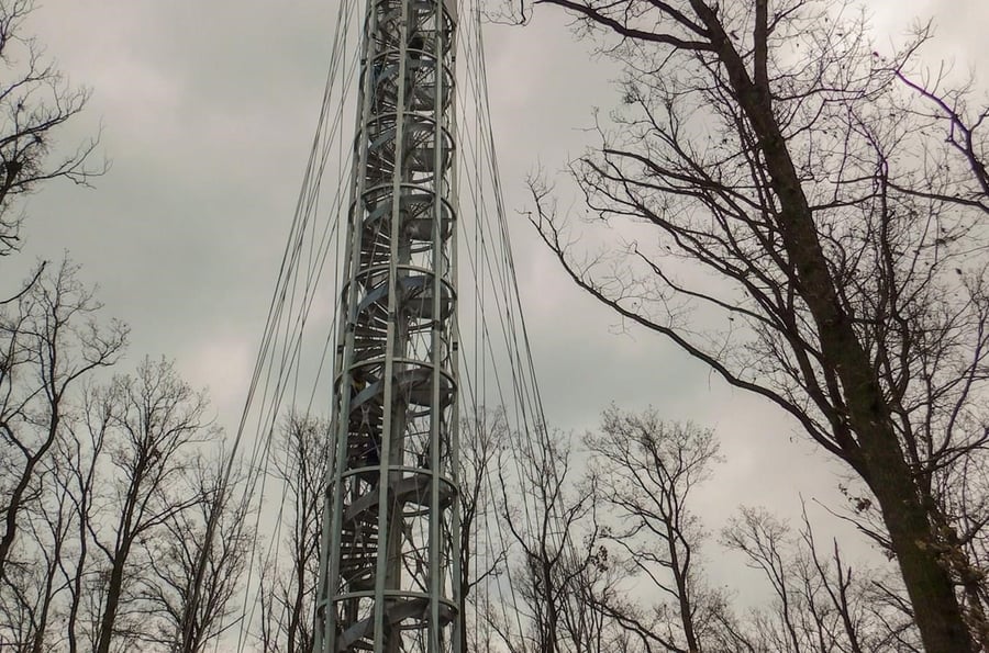 Holedná lookout tower above Jundrov in Brno