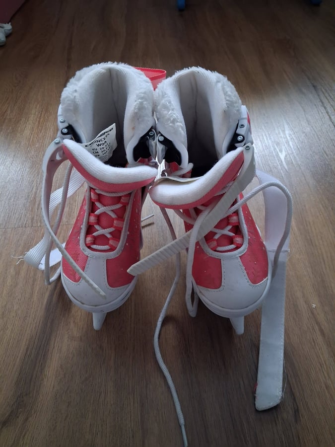 Ledni detske brusle, rostouci, vel.29-32