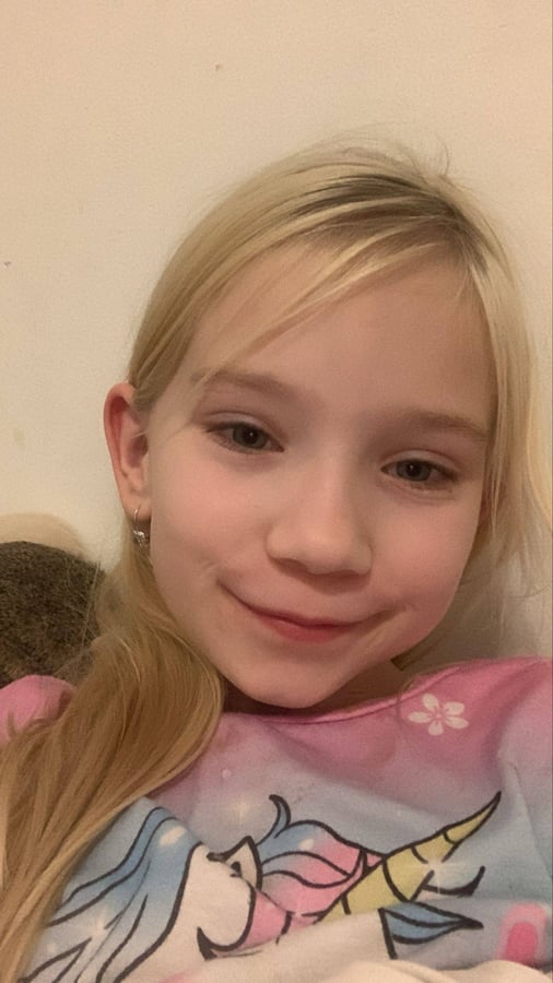 Oblečení pro dceru 122-128