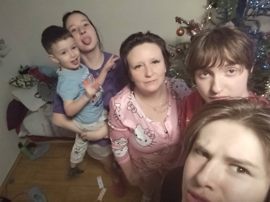 Prosím o kolo a potraviny