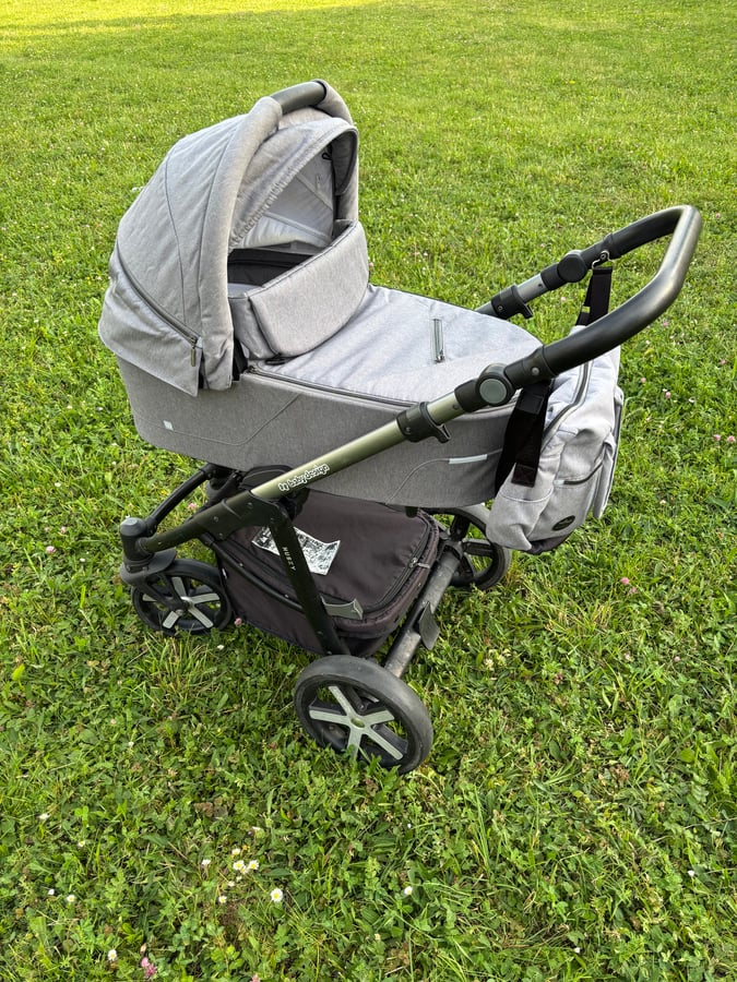 Daruji kočárek - hluboká i sportovní korba