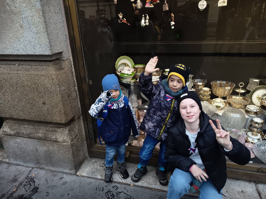 Prosím o pomoc s potravinami pro mé 3 děti.