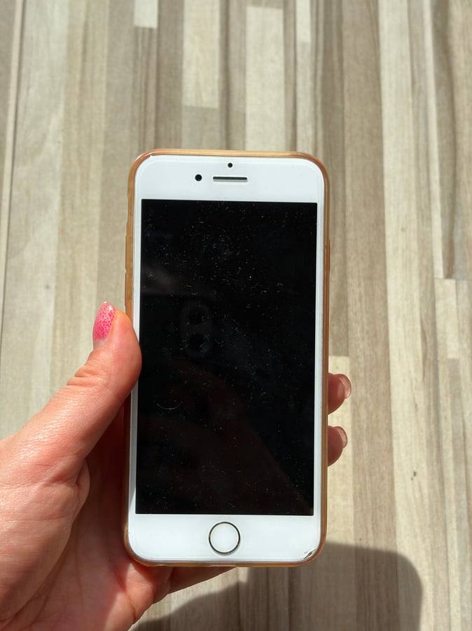 Mobilní telefon iPhone 7