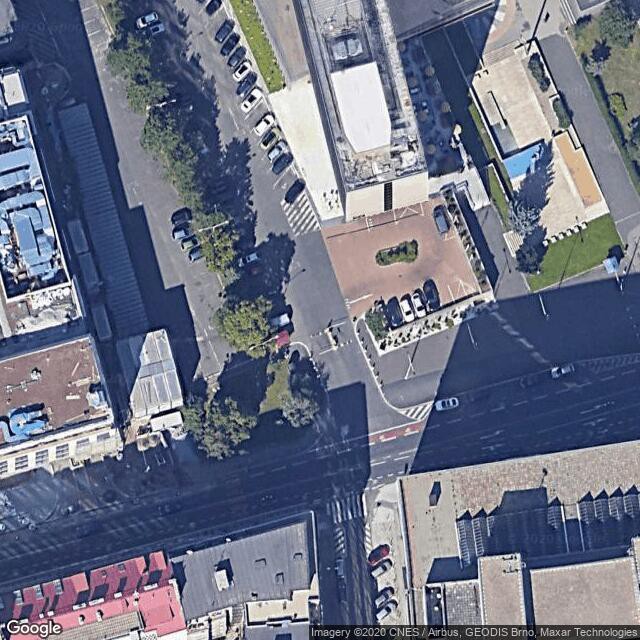 Mama shelter parking