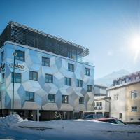 Cubo Sport & Art Hotel