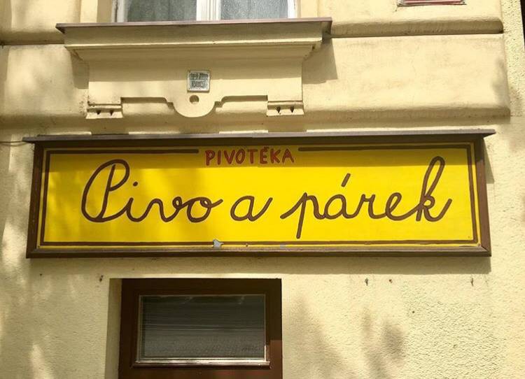 Pivo a párek