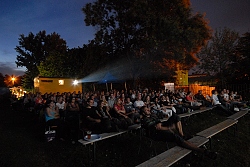 Letní kino na Dobráku