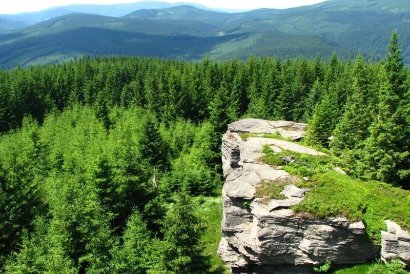 Bílá místa na mapě ČR - Tajemné hrady Medvědí hornatiny