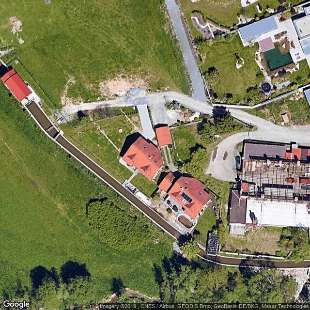 Žížalky od Adel-pozastaveno dokud se holky nerozmnoží