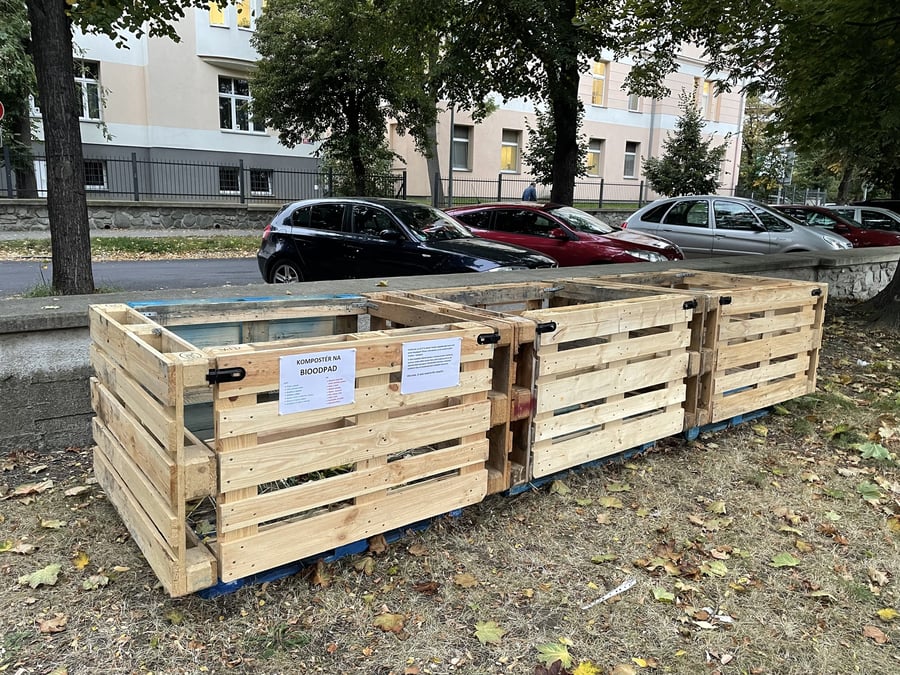 Kompostéry v  kampusu