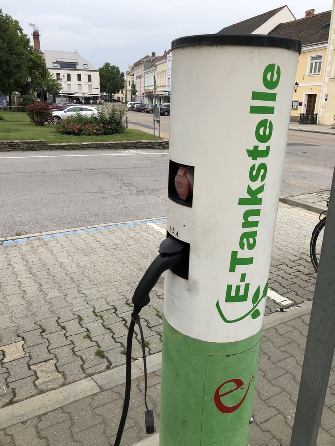 E-Tankstelle