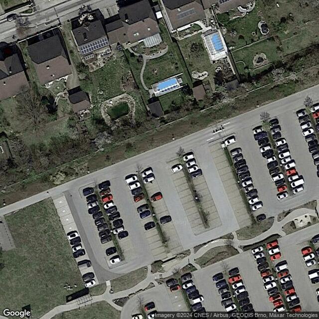Therme Laa Parking