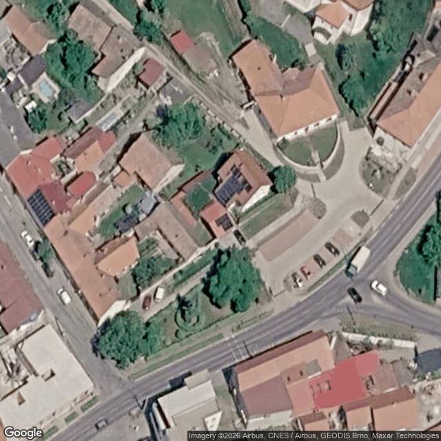 Hrušovany parkoviště pod kostelem