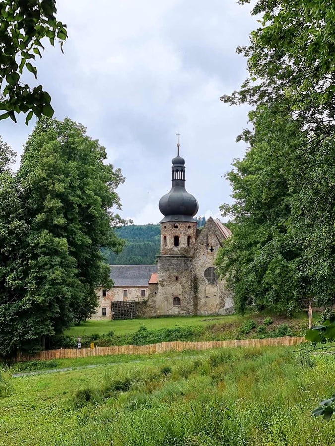 Pivoň