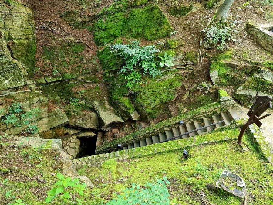 Chýnovská jeskyně