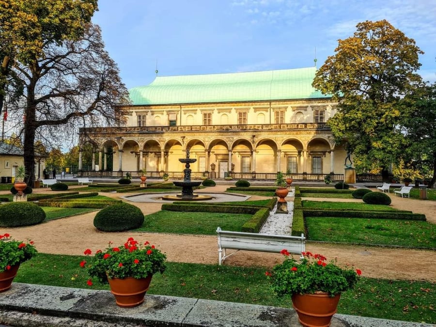 Letohrádek královny Anny