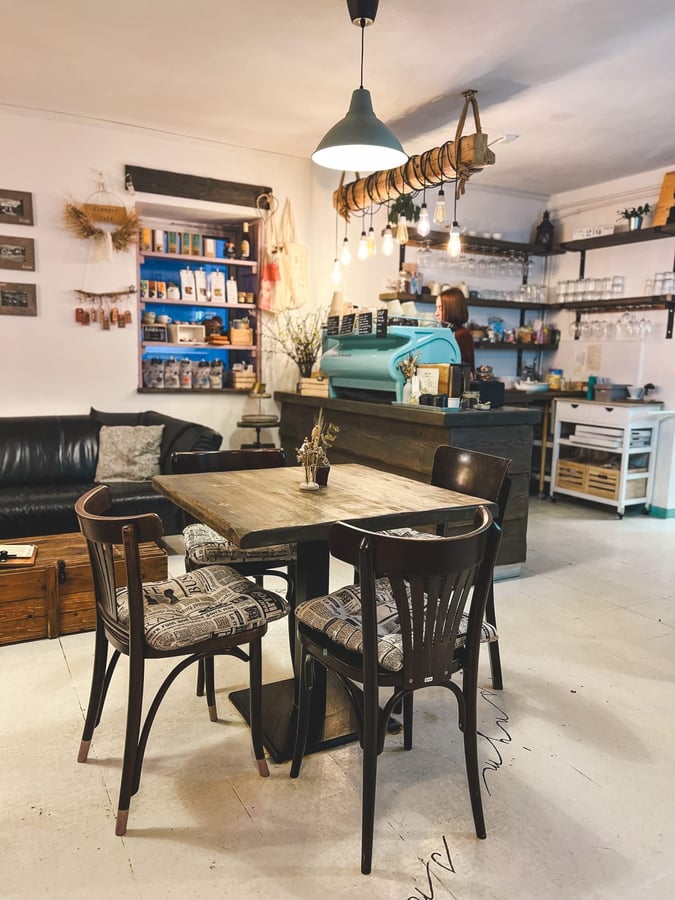 Eleanor Café
