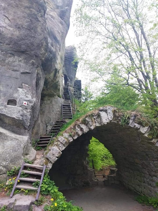 Zřícenina hradu Skály