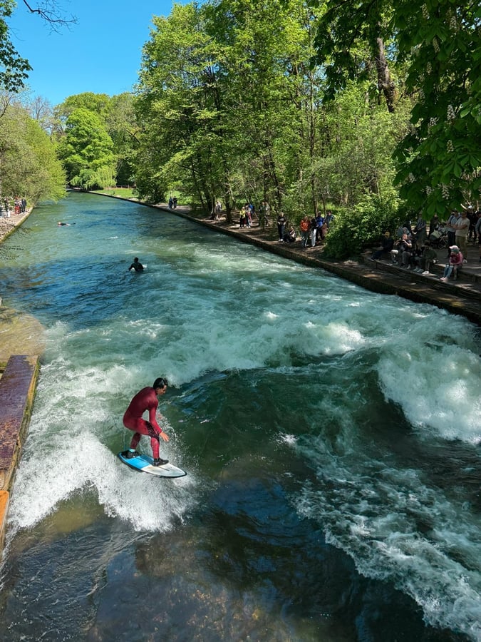 Eisbachwelle