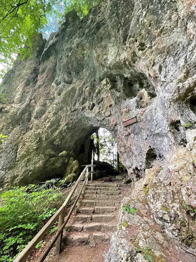 Höhlenruine Riesenburg