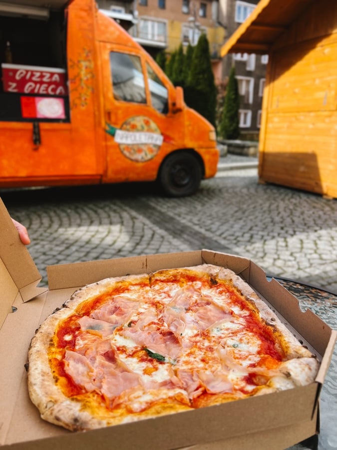 Pasji Kęs - Pizza Food Truck