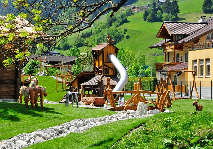 Rucki Zucki Gaudi Alm
