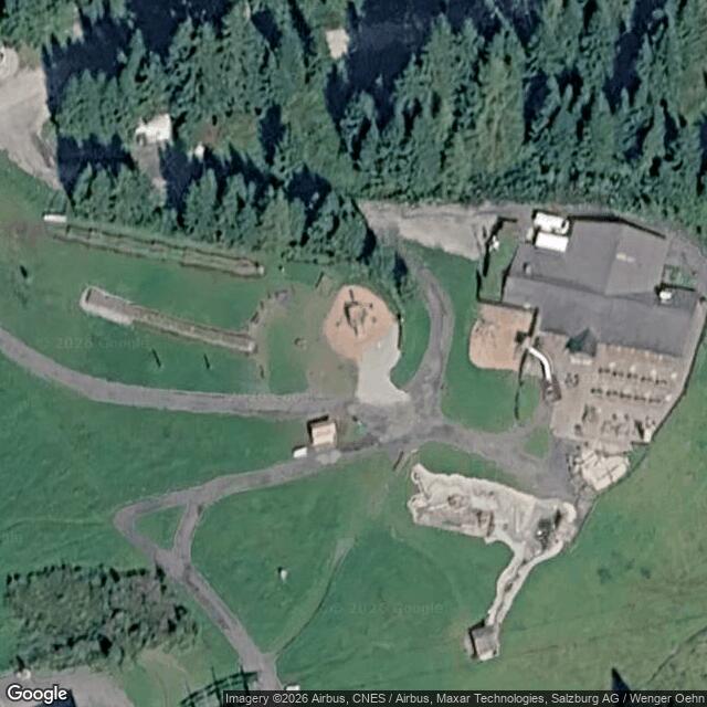 Tonis Almspielplatz