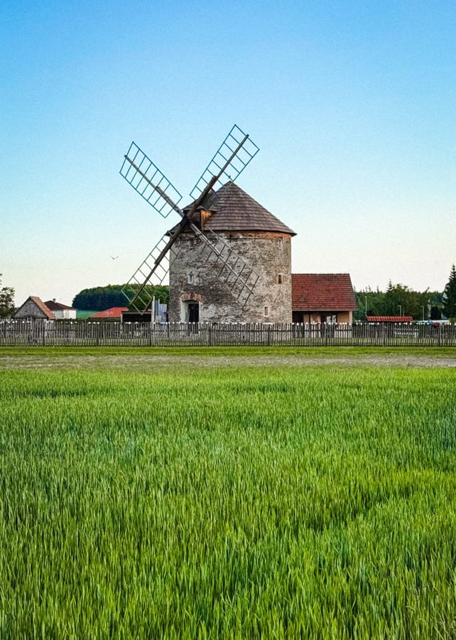 Větrný mlýn Přemyslovice