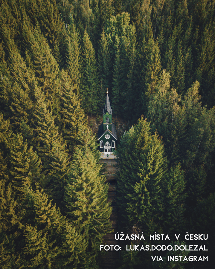 Kaplička v Ticháčkově lese