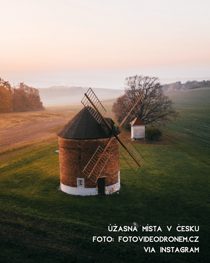 Větrný mlýn Chvalkovice