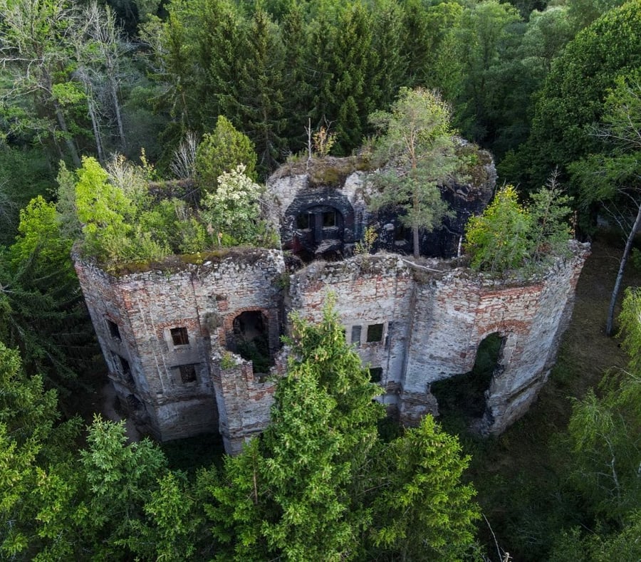 Zřícenina kostela sv. Jana Křtitele