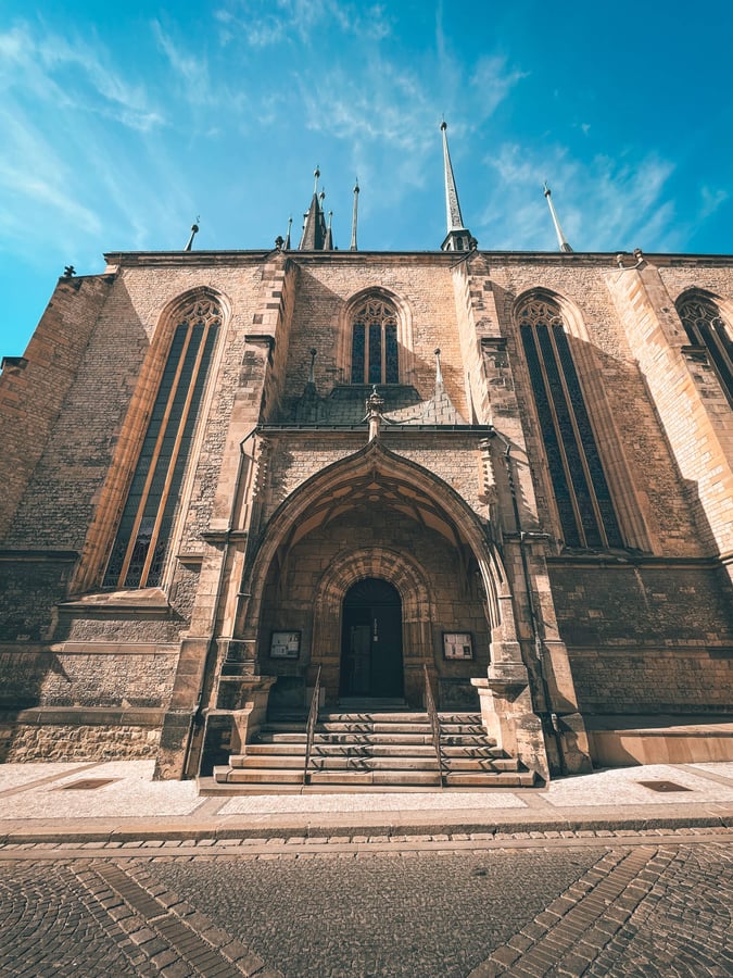 Kostel sv. Mikuláše v Lounech