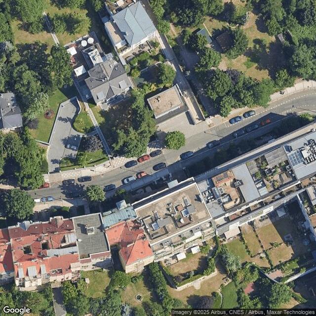 Praha-Smíchov - Pozorovatelna Astronomického ústavu UK