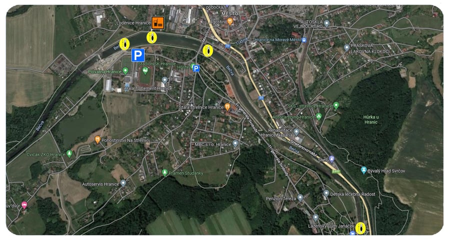 Řeka Bečva v úseku mezi Hranicemi na Moravě a Teplicemi nad Bečvou.