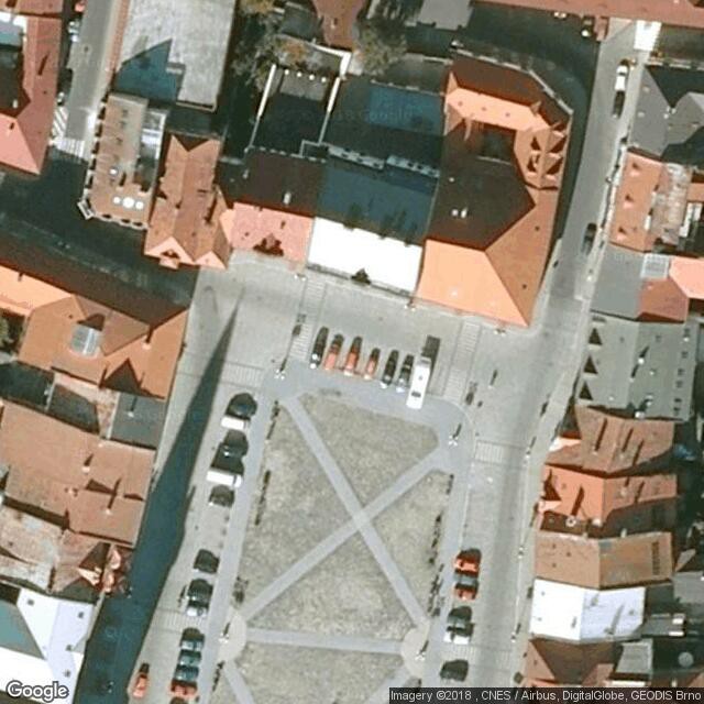 Mírové náměstí  65 - pobočka ČSOB a Poštovní spořitelny - Kadaň