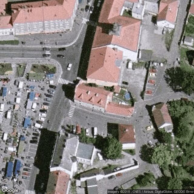 náměstí Dr. Edvarda Beneše 2/19 - pobočka ČSOB - Milevsko