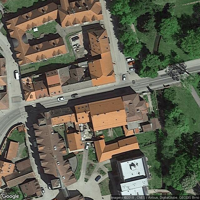 Na Sadech 6 - pobočka ČSOB - Třeboň