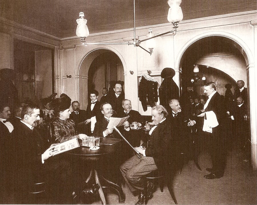 Regulars at Café Dobner, Getreidemarkt 1