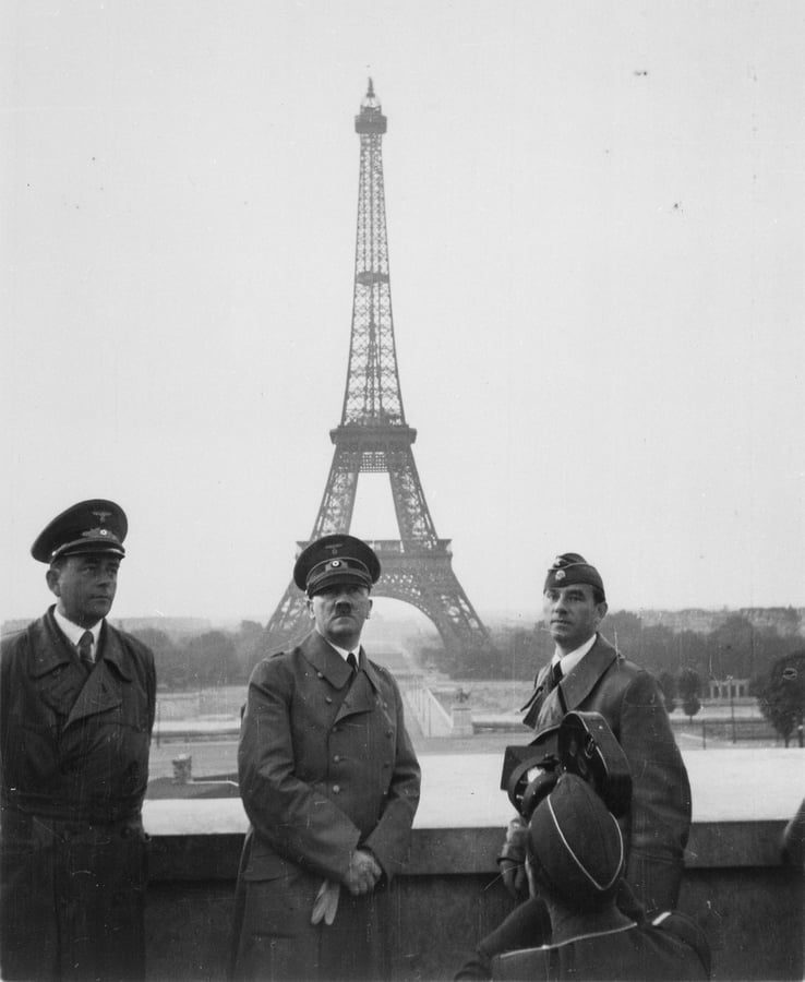 Adolf Hitler in Paris