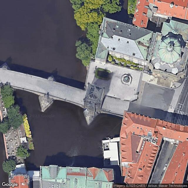 Staroměstská mostecká věž