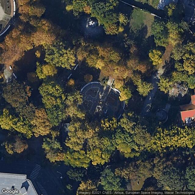 Knihobúdka v Medickej záhrade