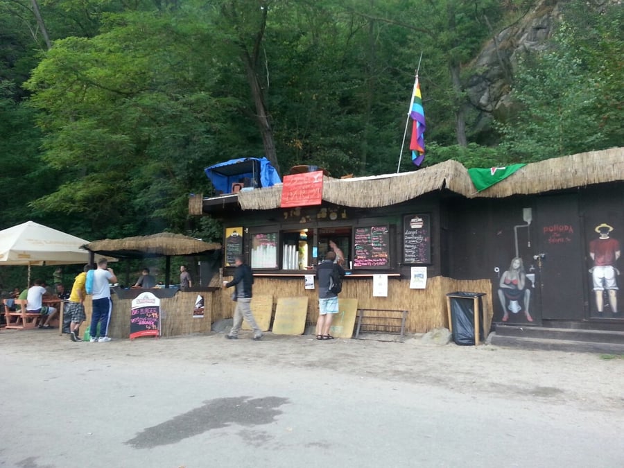 Grillbar Pod Barevnou skálou