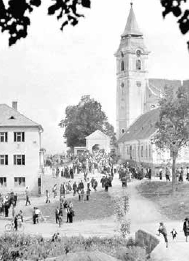 Kostol sv. Jakuba a Kultúrny dom