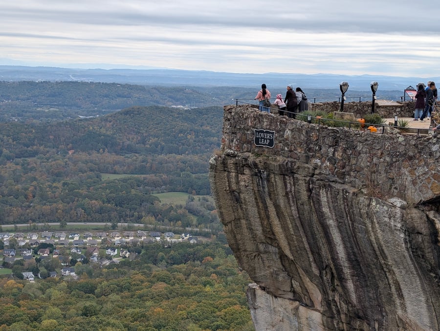 Lovers Leap Rock | Rock City Gardens GA