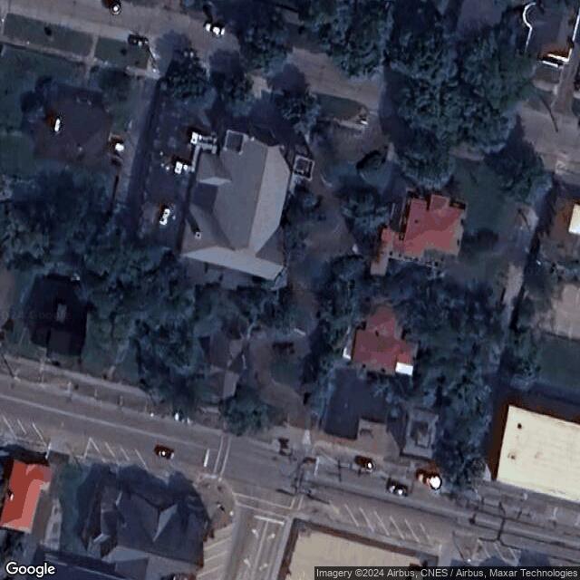 Crookedest Street In The World | Snake Alley IA