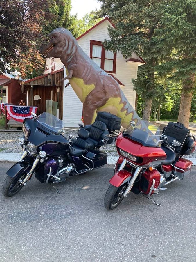 Old Trail Museum Sculptures MT