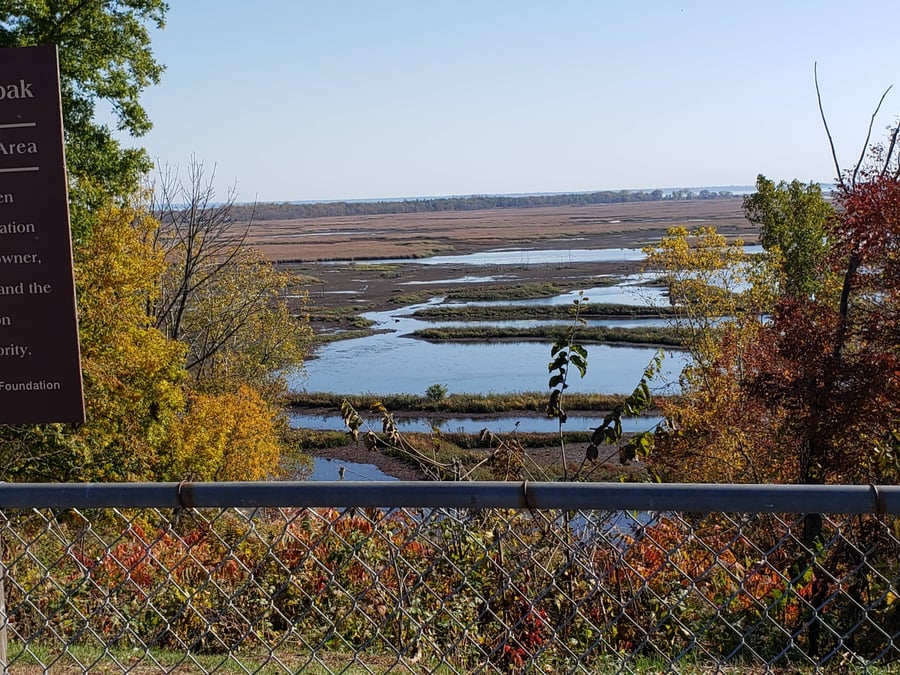 Front Road Scenic Outlook ON