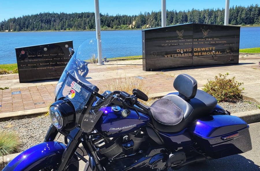 David Dewett Veterans Memorial OR